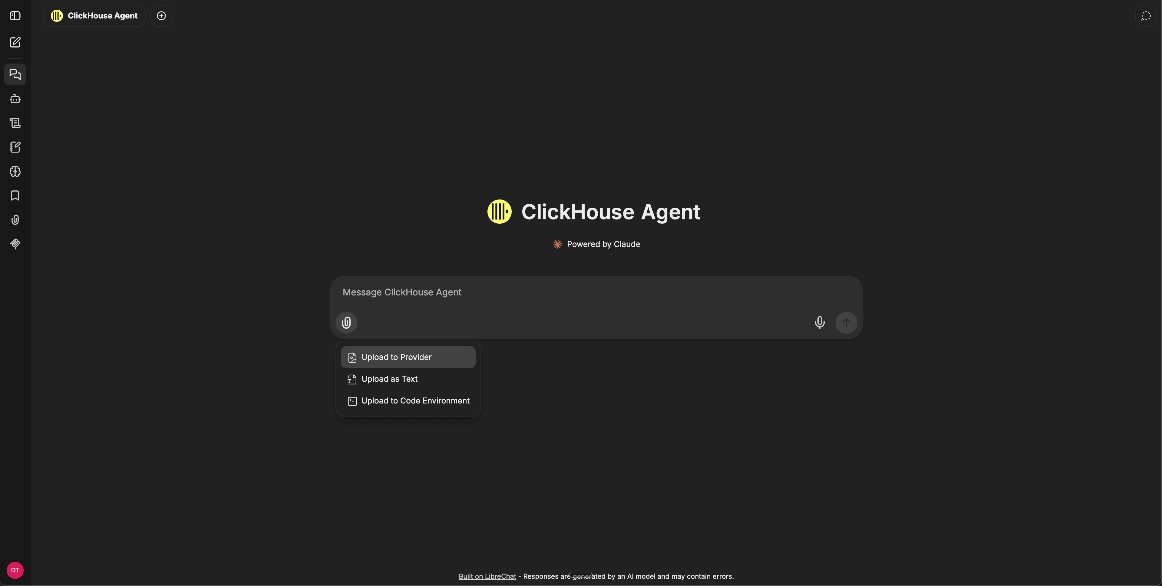 Área de composição da mensagem com o menu do clipe de papel aberto, mostrando as opções Upload to Provider, Upload as Text e Upload to Code Environment